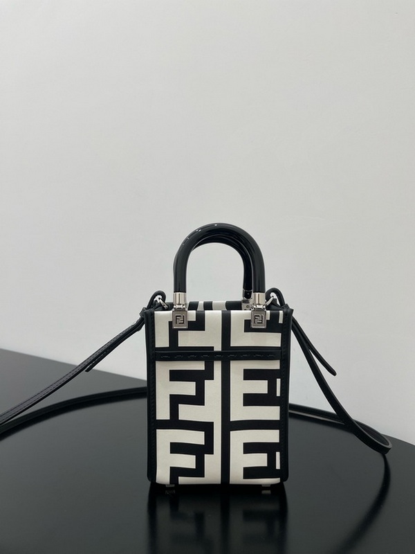 Fendi Handbags 6